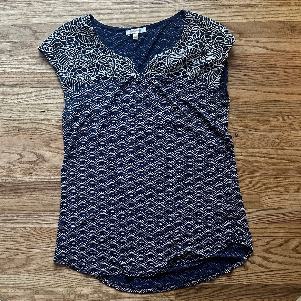 Navy and White Patterned Women's Top